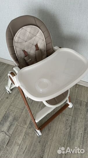Стульчик для кормления happy baby berny v2