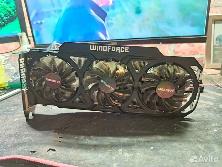 Видеокарта GTX 760 4gb