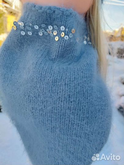 Шапка-бини из пуха норки с пайетками