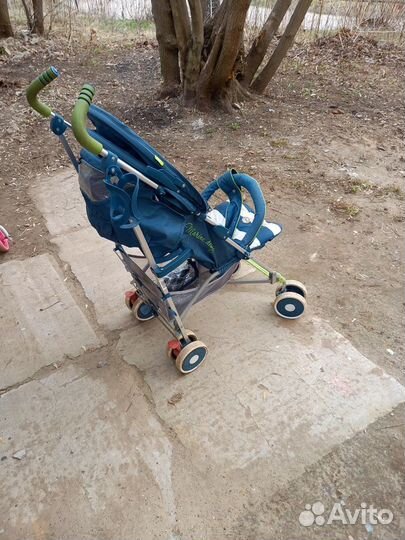 Прогулочная коляска трость