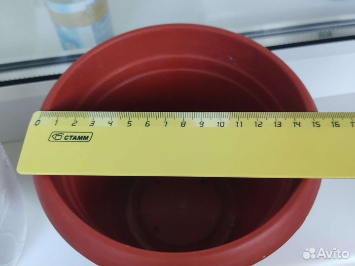 Кашпо горшок для цветов