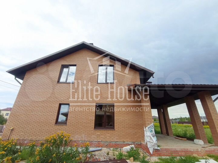 Дом 126,2 м² на участке 9 сот.