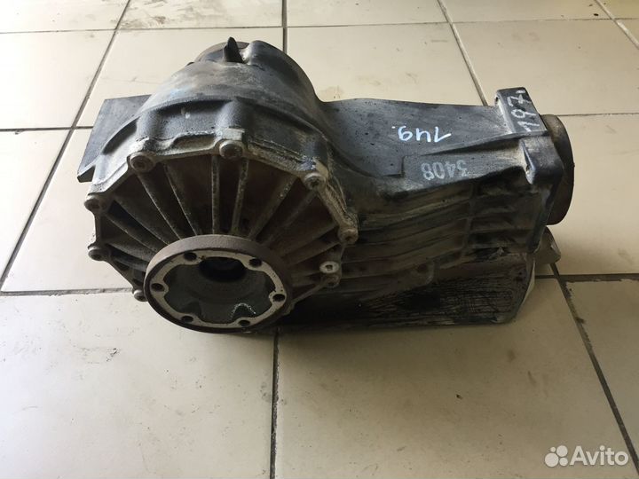 Задний редуктор audi A8 D3 quattro