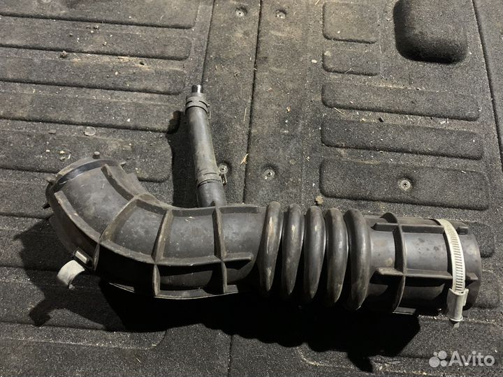 Патрубок воздушного фильтра,гофра LADA vesta