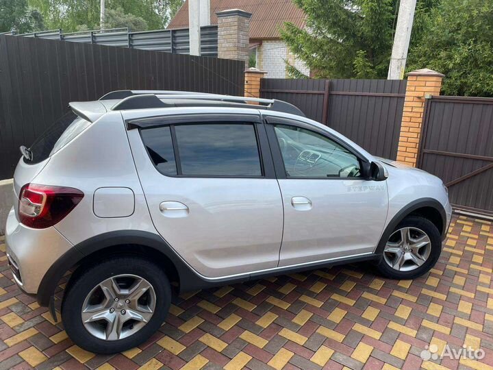 Renault Sandero Stepway 1.6 МТ, 2019, 80 000 км
