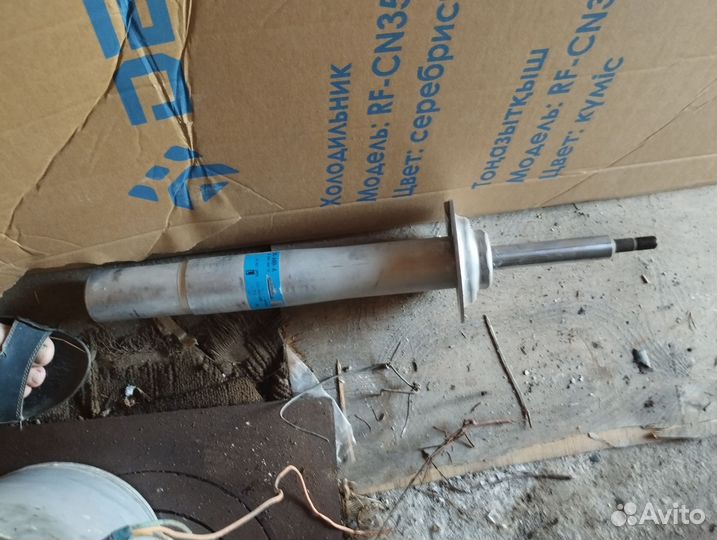 Стойка передняя