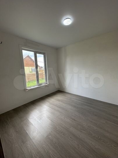 Дом 90 м² на участке 9 сот.