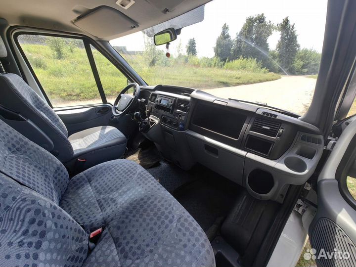 Ford Transit, 2013
