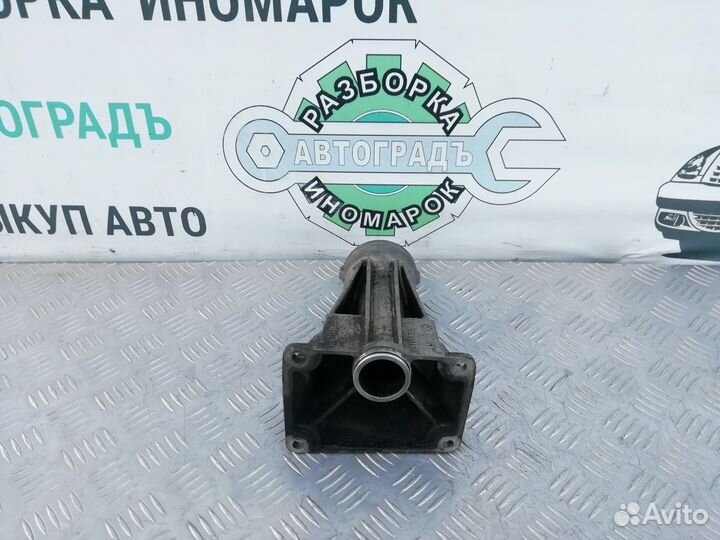 Кронштейн промежуточного вала BMW X5 E53 M54B30