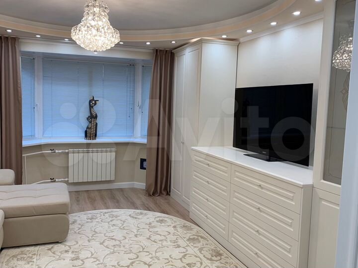 2-к. квартира, 57 м², 2/5 эт.