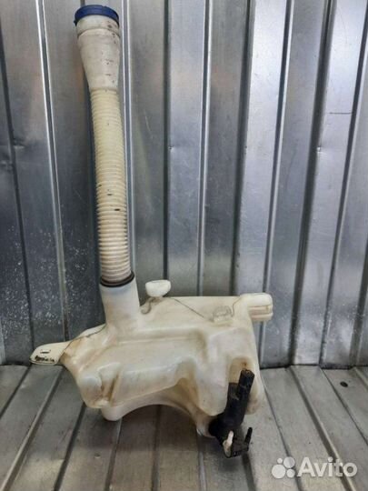 Бачок омывателя Citroen C4 Picasso 1 минивен 1.6