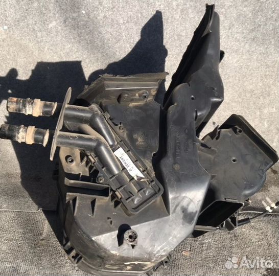 Корпус печки Renault Clio 2/Lutecia2 седан (L65)