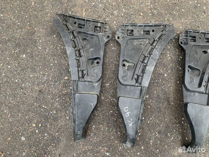 Volvo xc90 кронштейн бампера передний