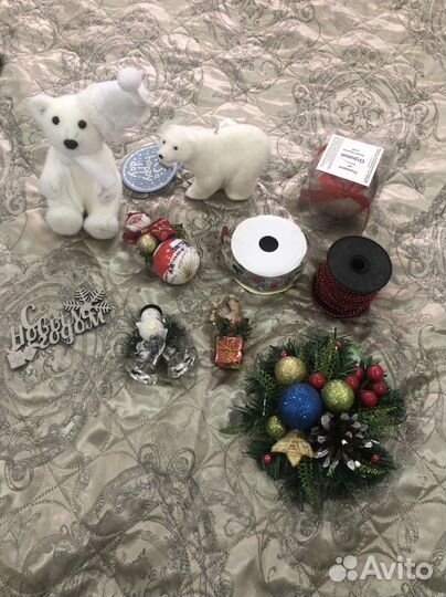 Новогодние игрушки