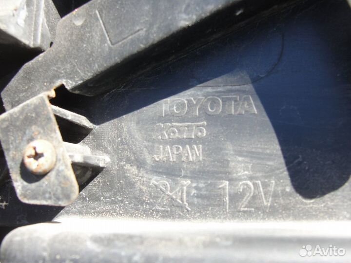 Фара левая ксенон Lexus GS300