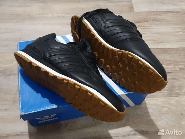 Кроссовки зимние женские adidas 36