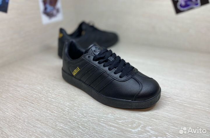 Кроссовки adidas gazelle