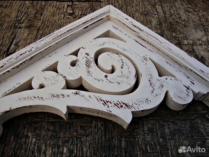 Кронштейн для полки на кухню в стиле прованс