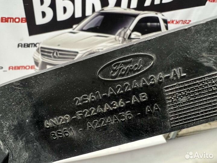 Ручка передняя правая Ford Fiesta Fusion