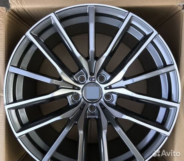 Диски R21 на BMW 742 М Стиль