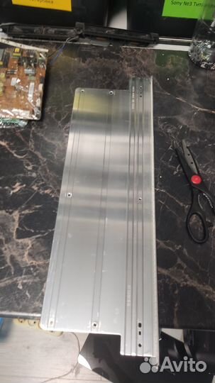 6922L-0016A V1B right 42'' V12 Edge REV1.1 1 6920L