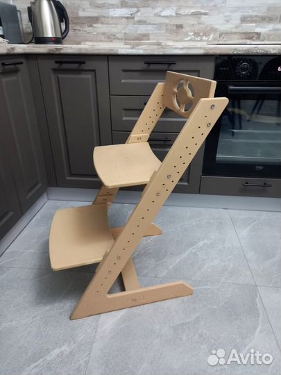 Детский растущий стул