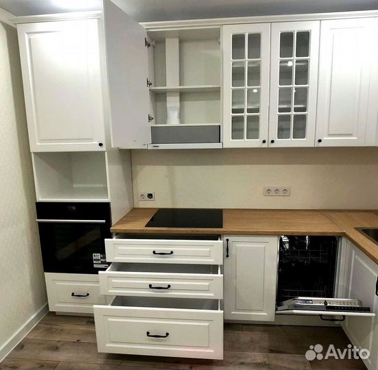 Кухня новая