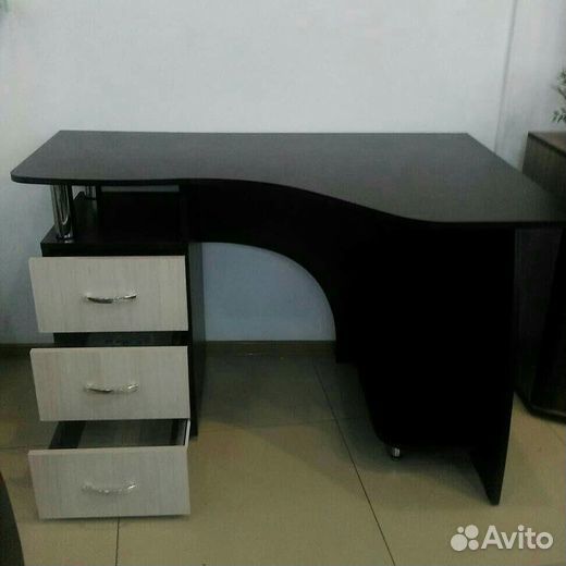 Компьютерный стол новый