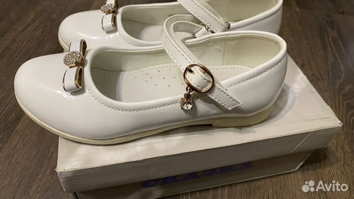 Туфли для девочки