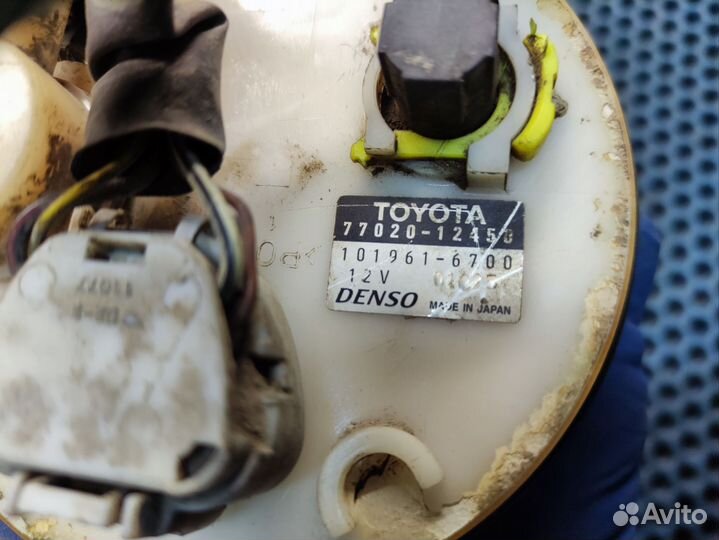 Бензонасос Toyota corolla fielder 1nz-fe