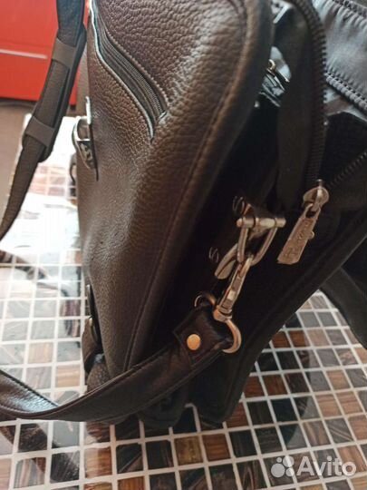 Мужской кожаный портфель