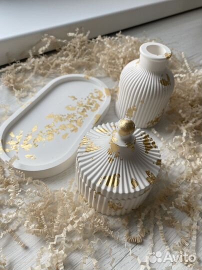 Гипсовые изделия ваза шкатулка поднос