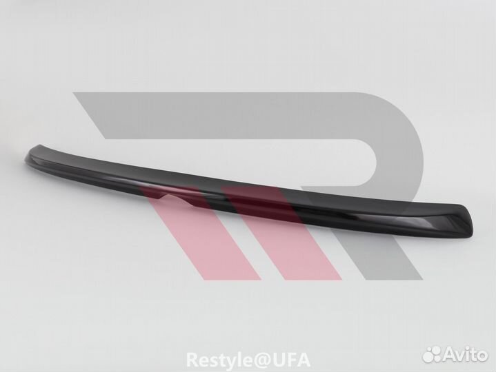 Спойлер На багажник Nissan Tiida Latio Черный