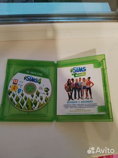 Диск с игрой Sims 4 на Xbox ONE