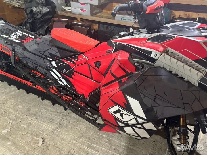 Снегоход BRP Summit 850 expert