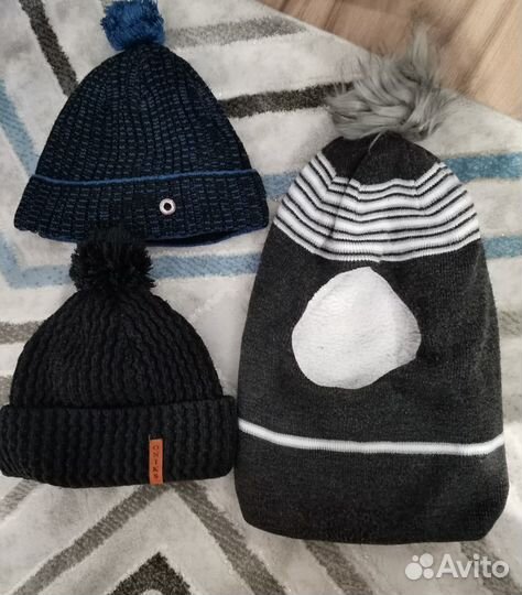 Шапки зимние и шарф