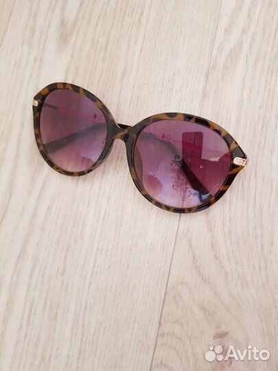 Солнцезащитные очки