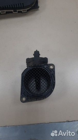 Датчик массового расхода воздуха LADA Kalina