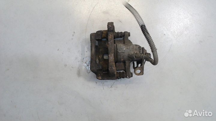 Суппорт Nissan Primastar, 2004