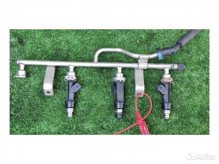 Топливная рампа Opel Astra G 1.6 2000