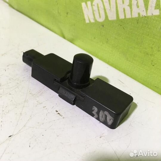 Датчик Мерседес Бенз 211 Е класс