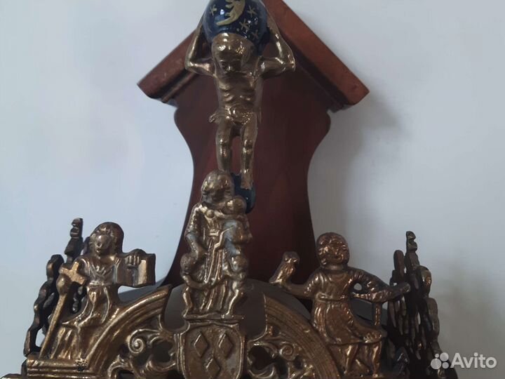 Часы старинные