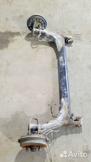 Задняя балка в сборе vw Golf -3