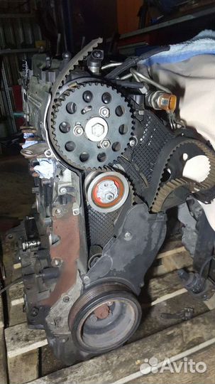 Двигатель 1.6 дизель cayc Passat B7 2012