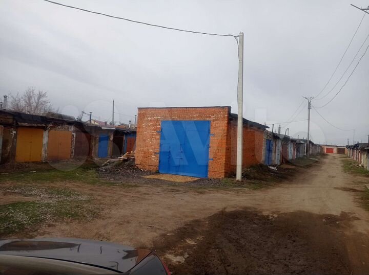 Гараж, > 30 м²