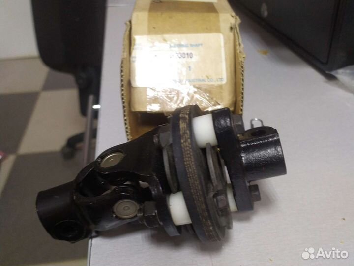 Рулевой карданчик