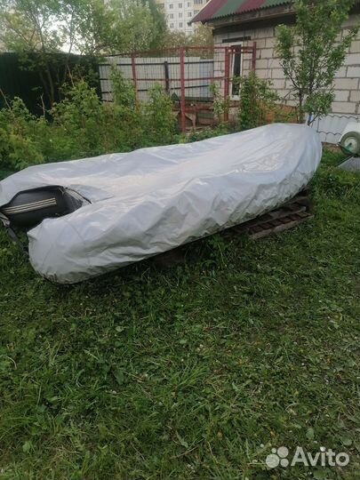 Лодка с мотором