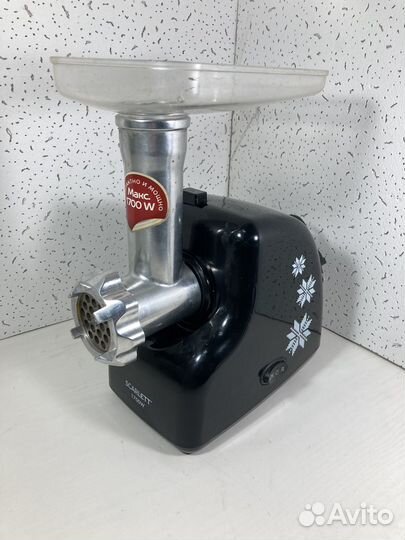 Мясорубка Scarlett 1700вт