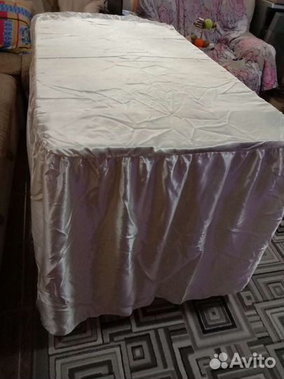 Скатерть, чехол на стул