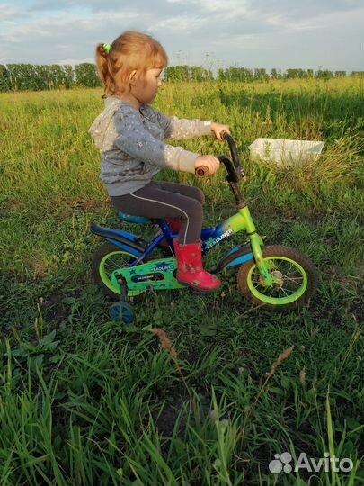 Детский велосипед 4- 7 лет